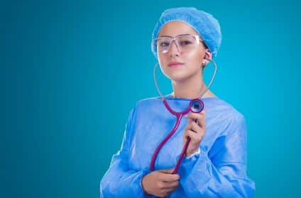 woman-gabeb1296a_1920