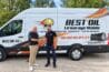 Jean-Marc Cassini, président de Best’Oil, et Jason Peroni devant le camion-atelier Best’Oil 43.
